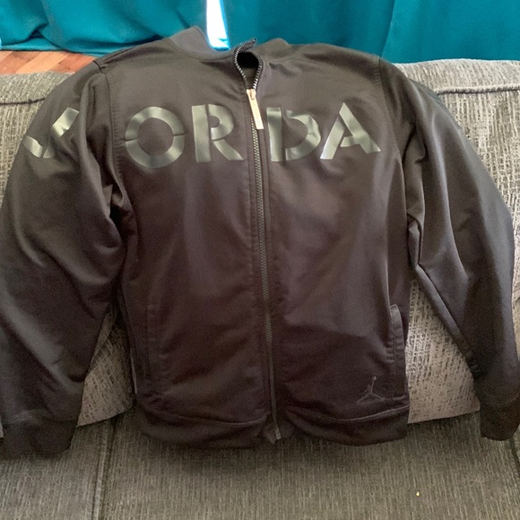Jordan Jacket - Picture 1 of 3